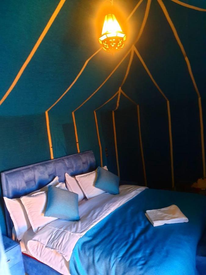 Отель Zahra Luxury Desert Camp Мерзуга Экстерьер фото